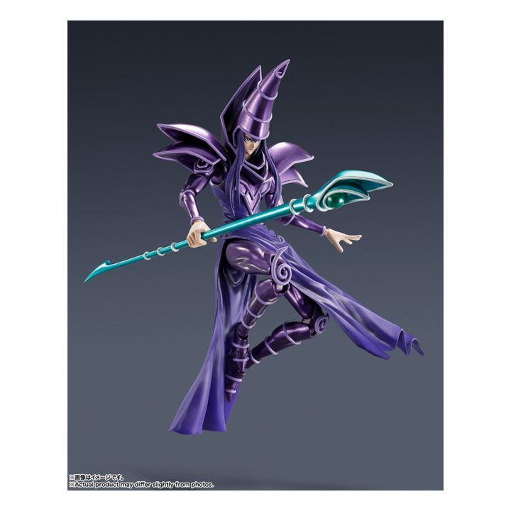 shmonsterarts-dark-magician-official-01-staff-forward-pose-1500