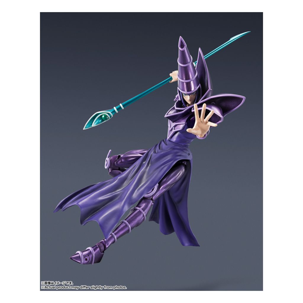 shmonsterarts-dark-magician-official-02-rear-raised-staff-1500
