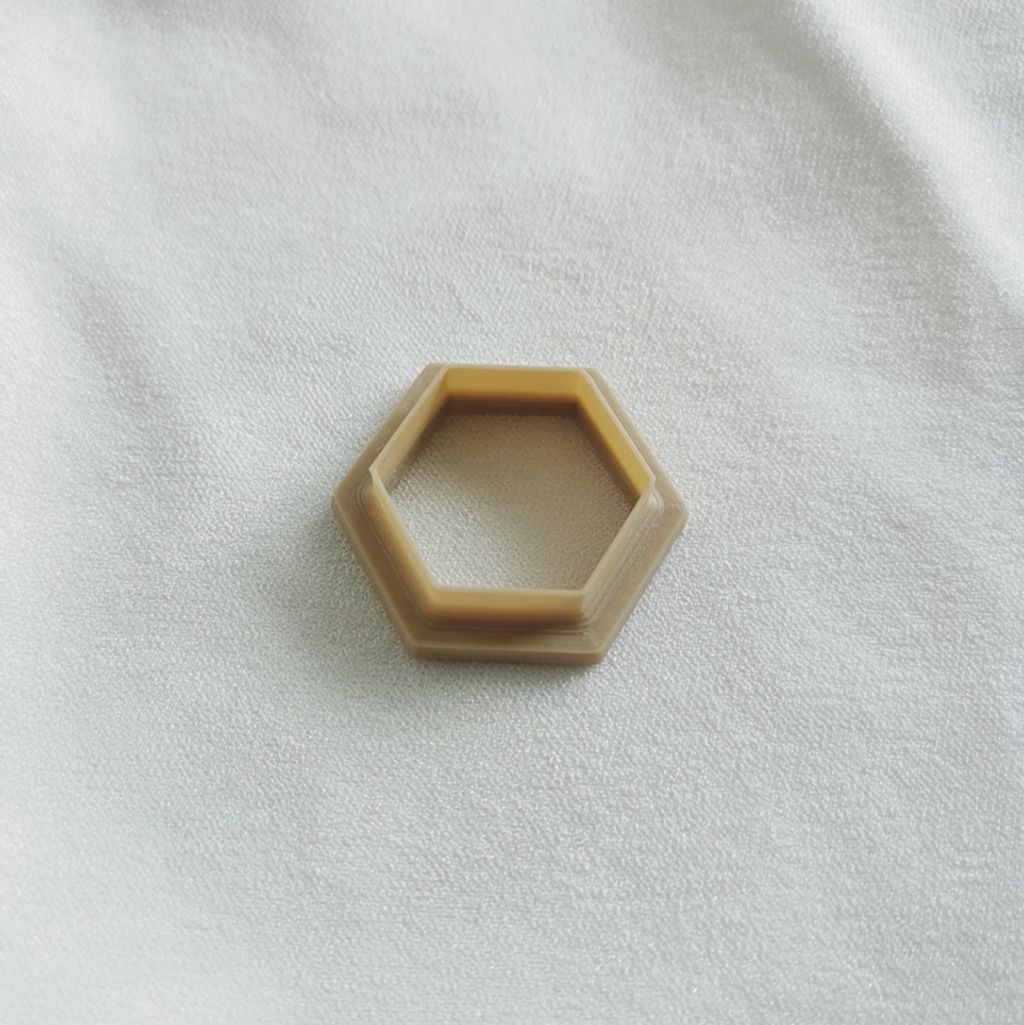 hexagon (2).jpg