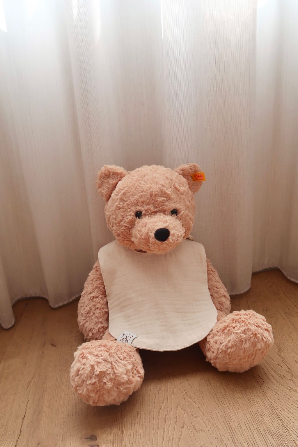 10CA3085-BE84-4E85-8E82-20E4C082C5A3