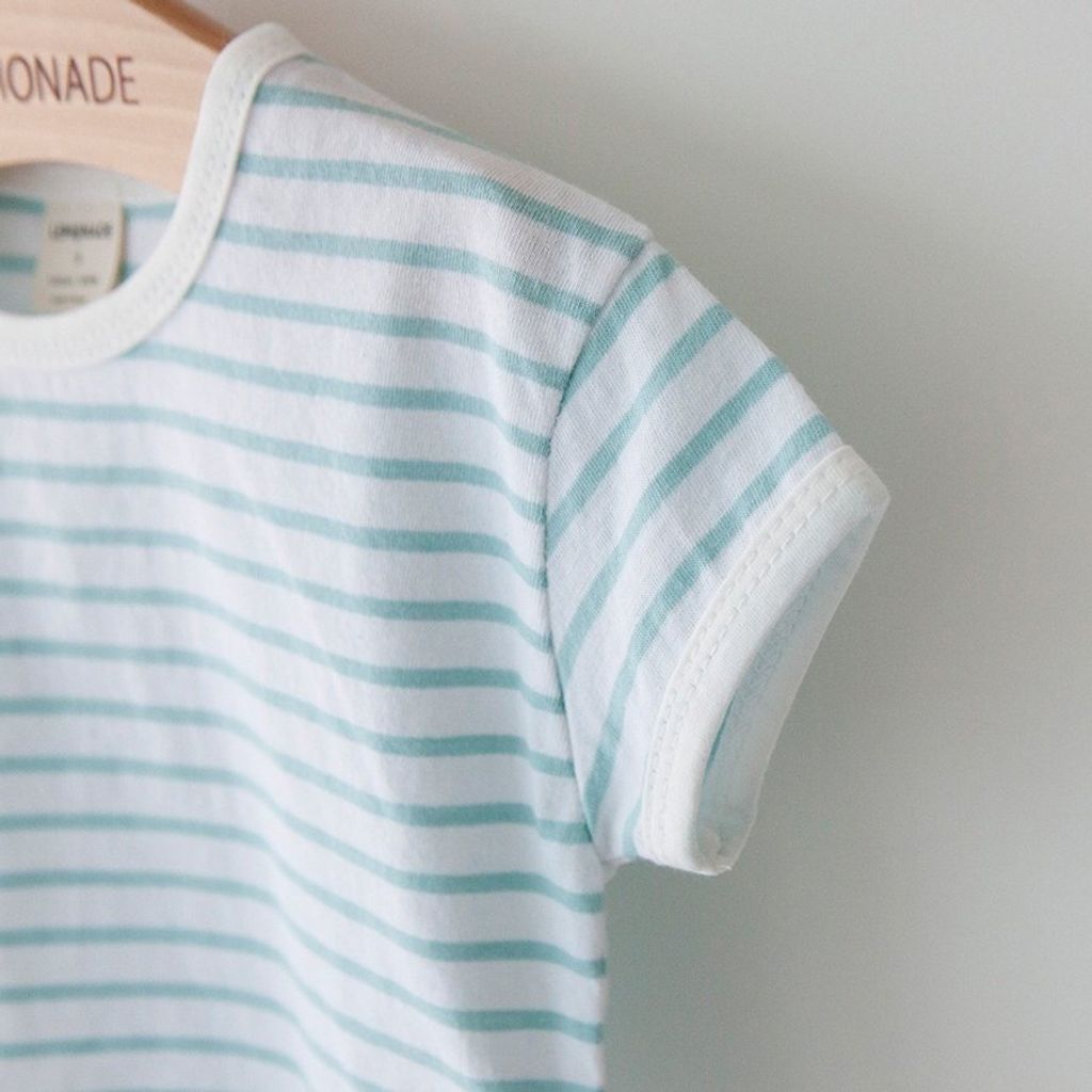 976D9D10-2DD7-439B-B160-2E481F25AD98