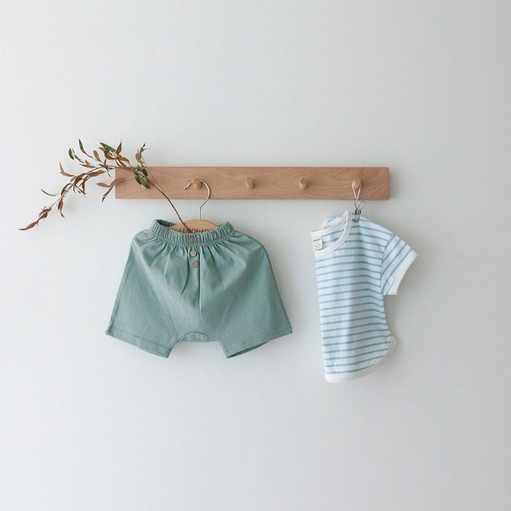 9AD856C1-F193-4AA4-AE6B-E976D4792835