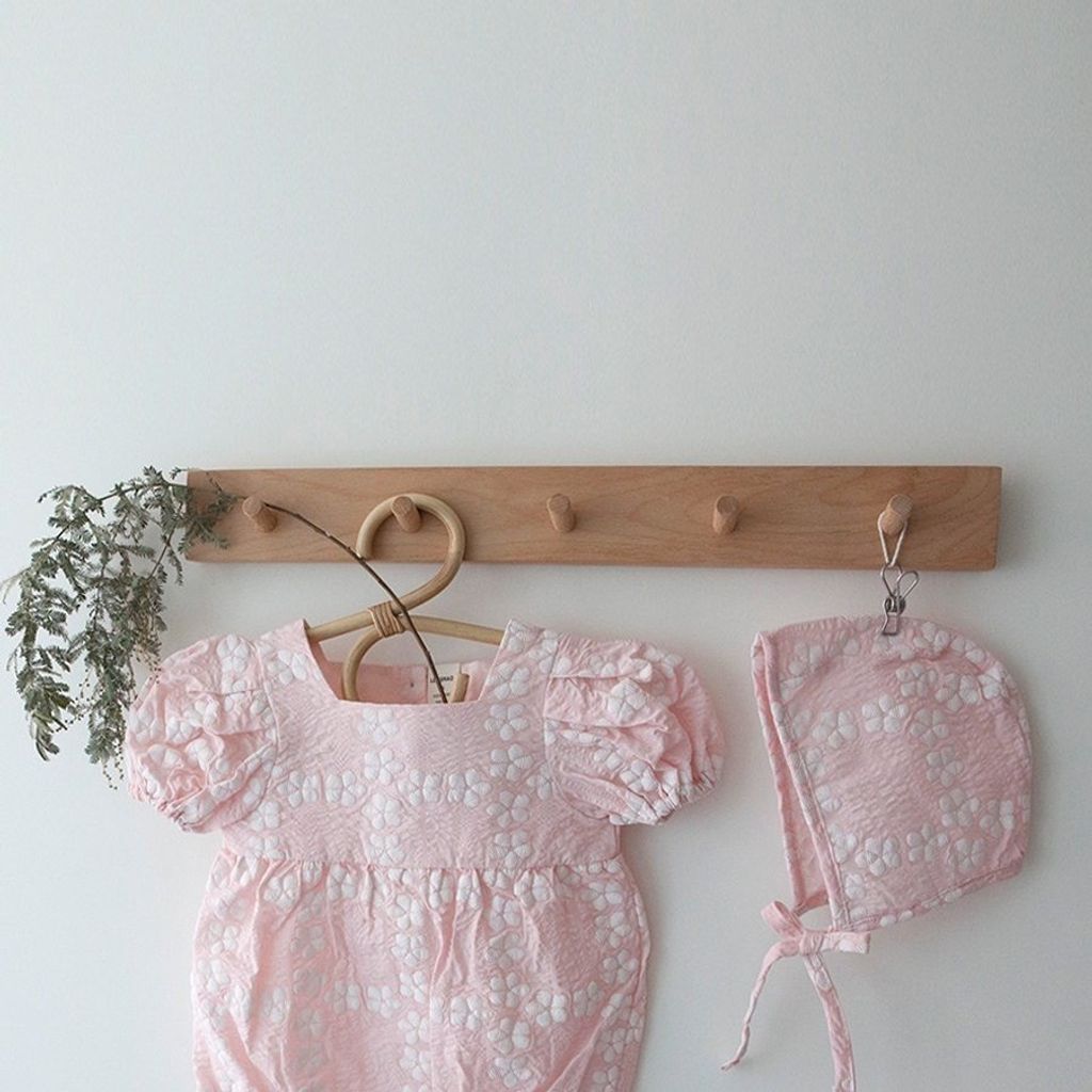 E9BA33FB-5765-4BB8-9507-00E5C1291F5D