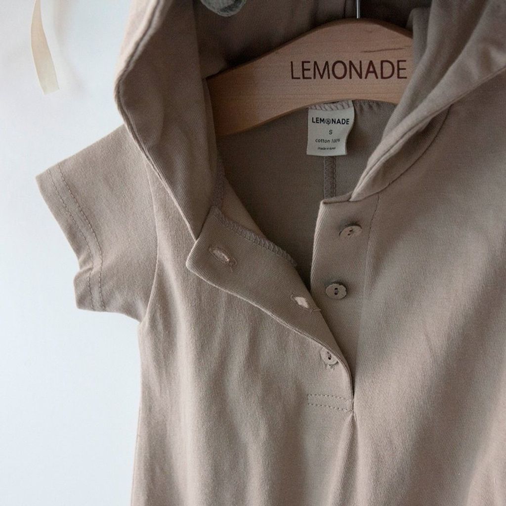 8A16106B-02E8-4D5C-B487-375EDCFF484D