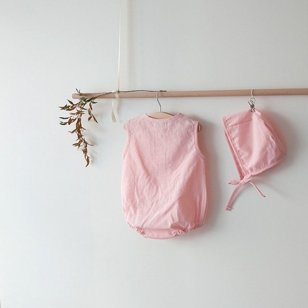 12DA1480-2E55-437B-AA4E-E7FD0504E581