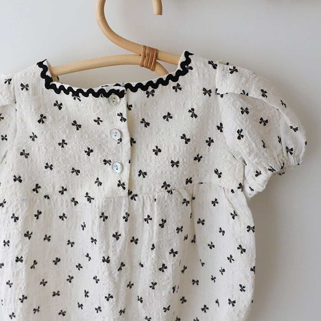 de19f82c6f4d42a7d69ca85fbc8ff125