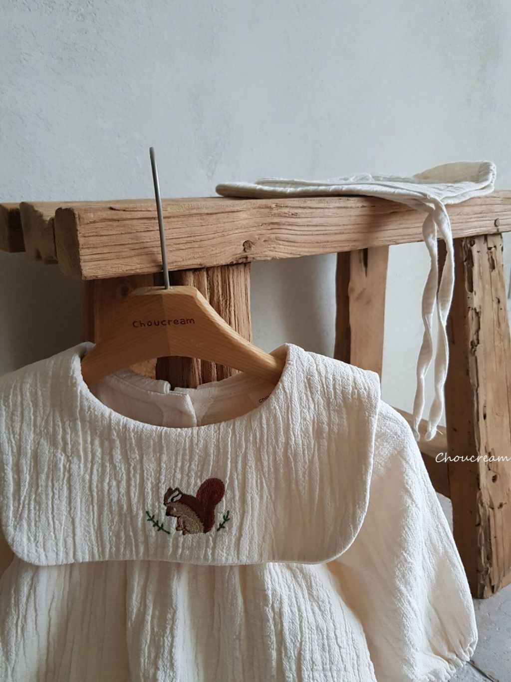 E50B4122-0593-48C0-A74D-98678DF3E4FC