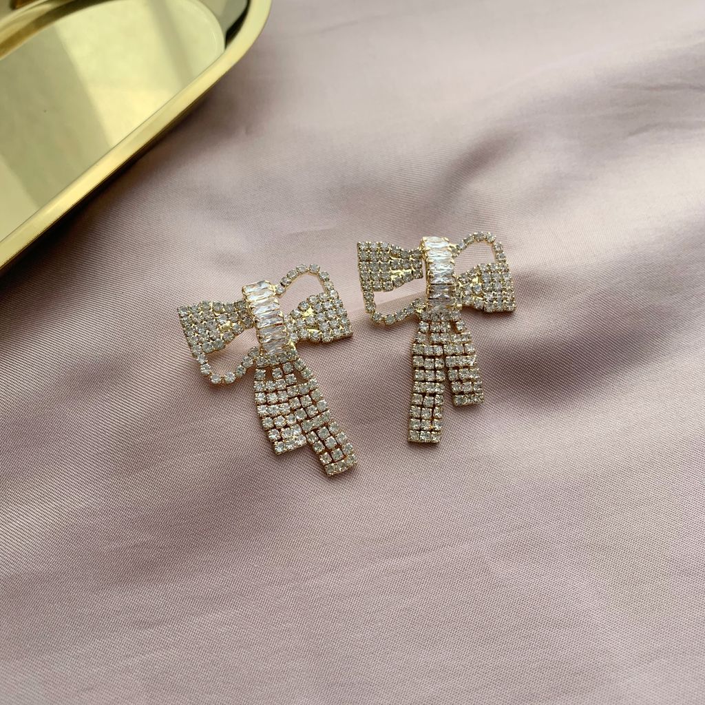 Ribbon Diamond Earring_Gold.jpg
