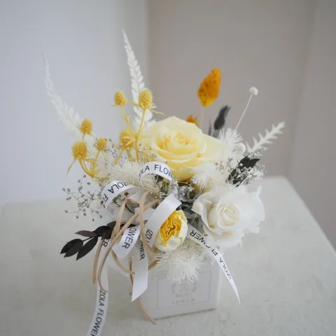 黃色永生玫瑰鬱金香盆花推薦77 (1).jpg