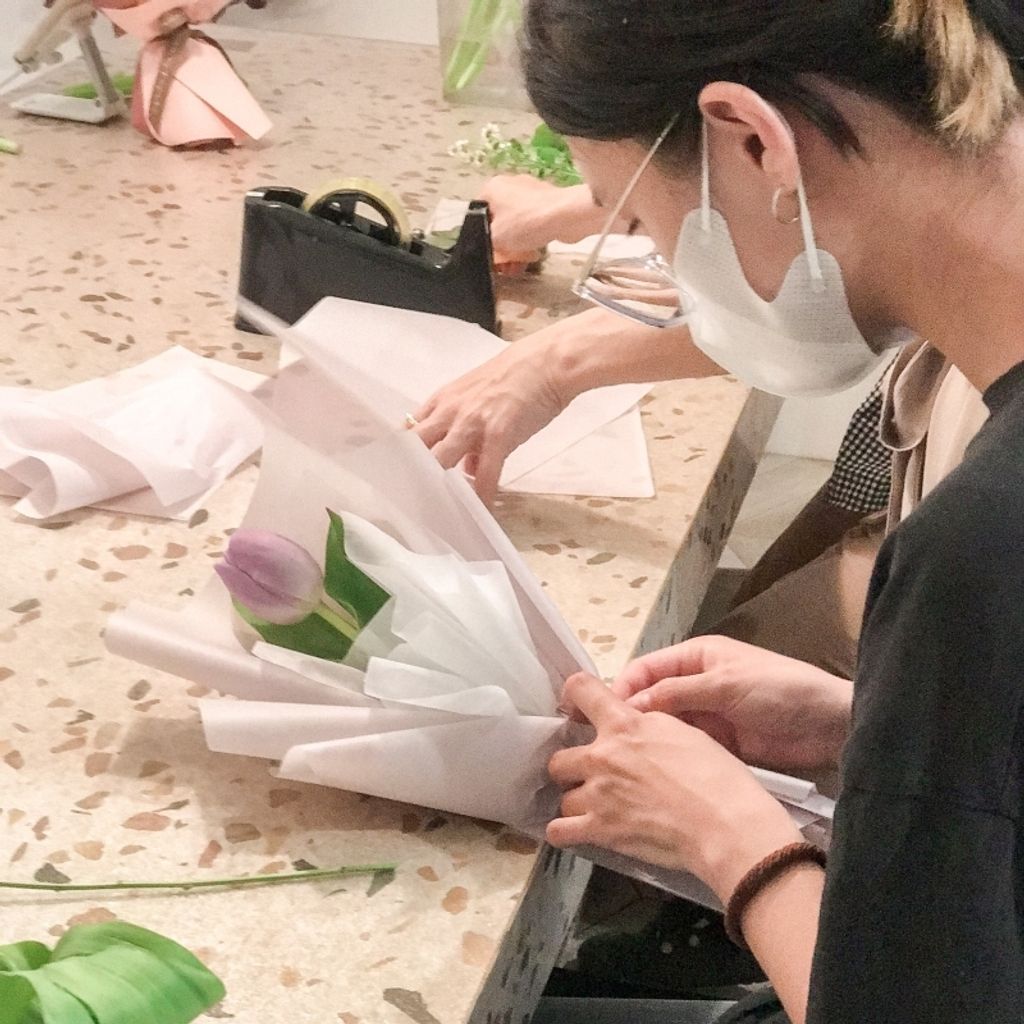 高雄花店_花藝教室_鮮花花藝課_鬱金香包裝課程 (12)