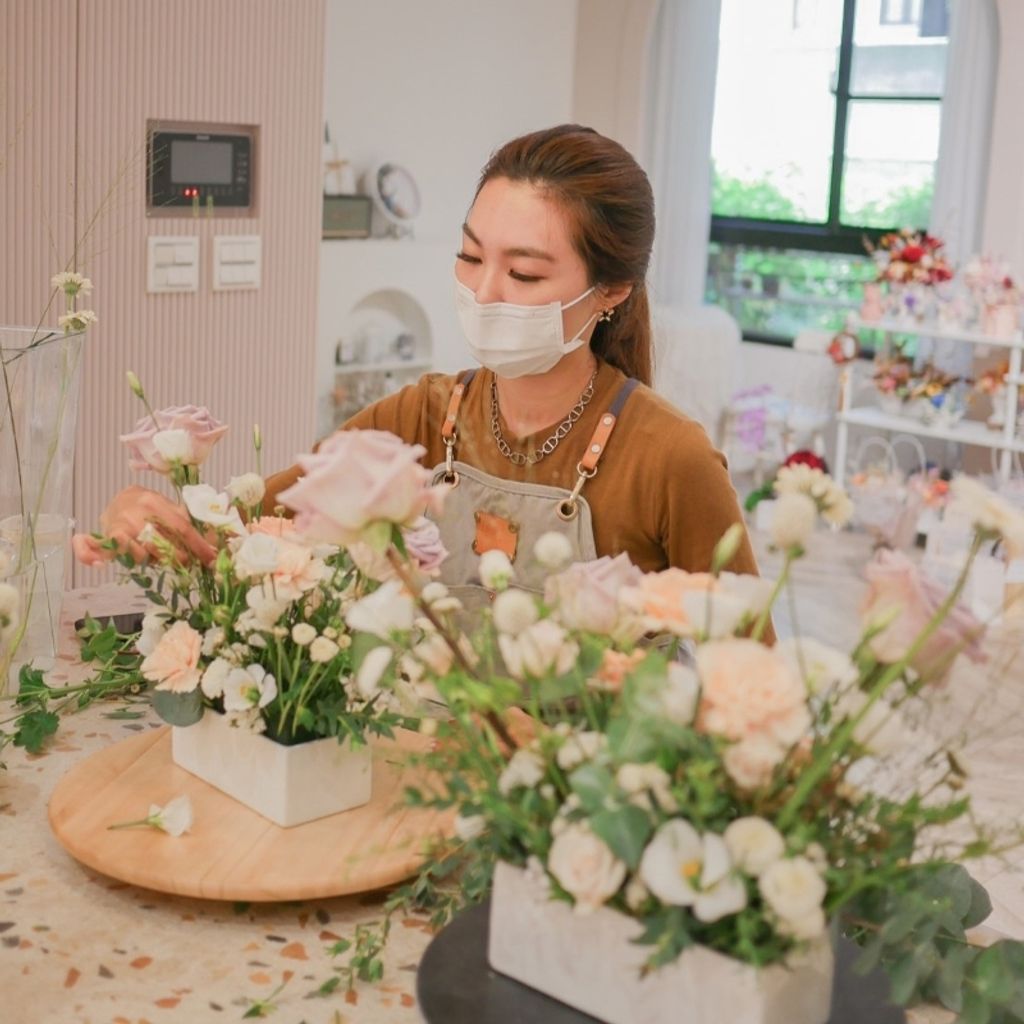 高雄花店_花藝教室_花藝課程_鮮花桌上盆 (4)