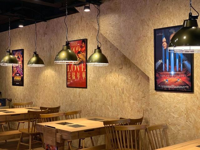 (已上架)簡嘉瑩-小海水產三重自強店 (1).jpg