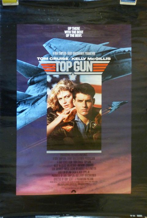 《捍衛戰士》Top Gun (1986)，美國原版單面海報(A款)(日期字樣可能與圖片不同)，尺寸：27 x 40 吋（68.58 X 104 公分高），價格是0000元(無框)。