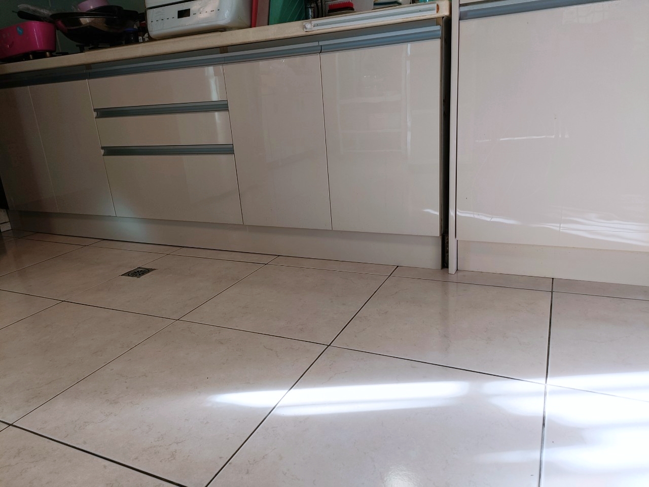 LINE_ALBUM_202481_240801_110