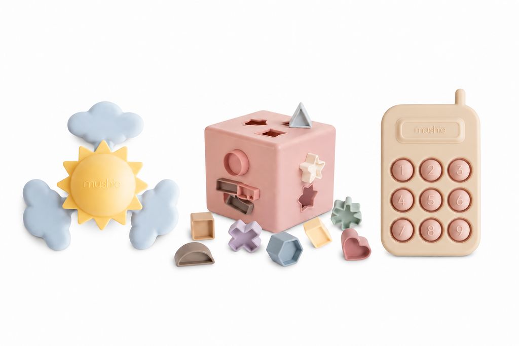 mushie-baby-development-toy-set-pink-beige-phone