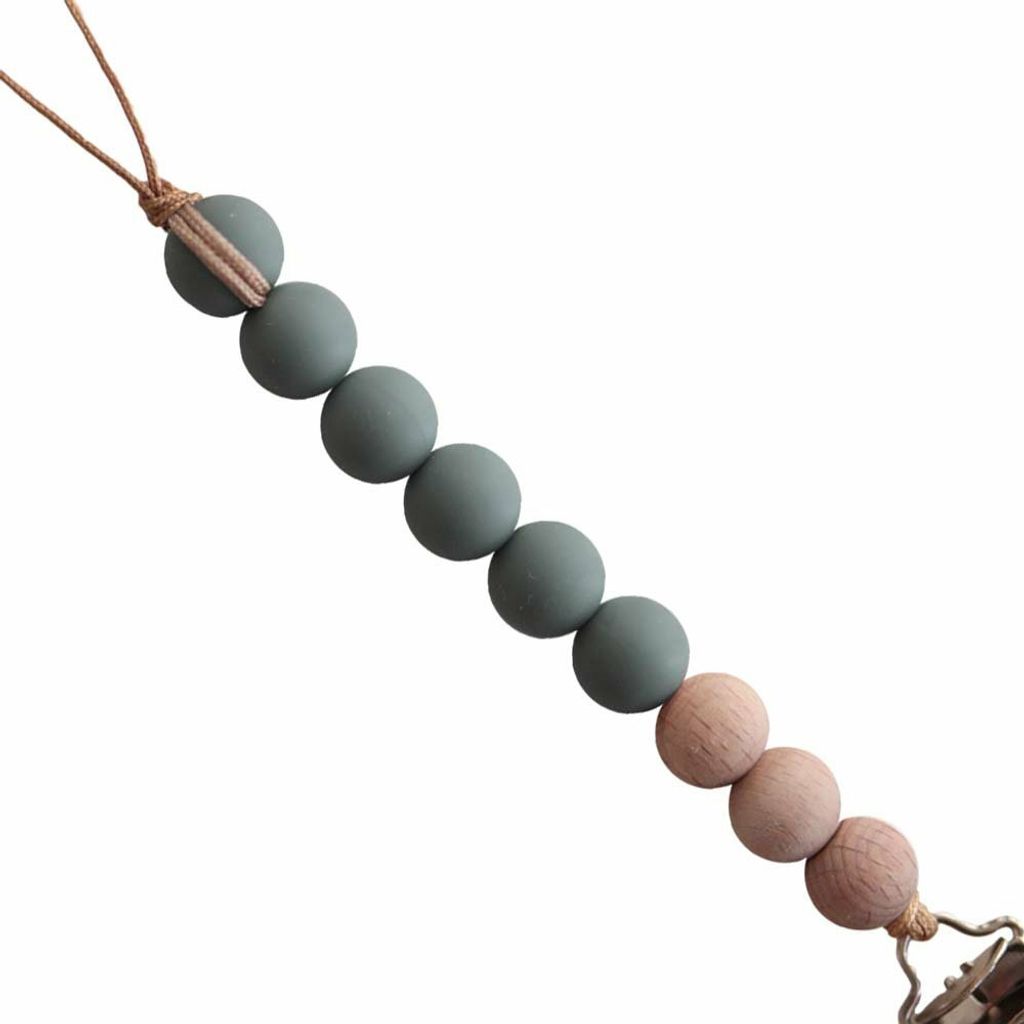 Cleo_Dried_Thyme_closeup-p