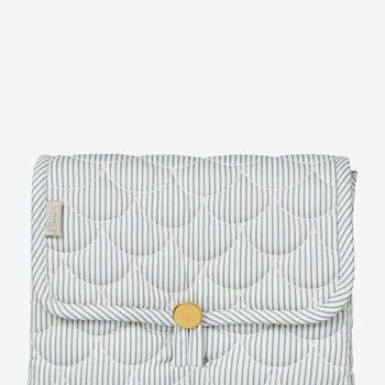 amc301_cclassicstripesblue