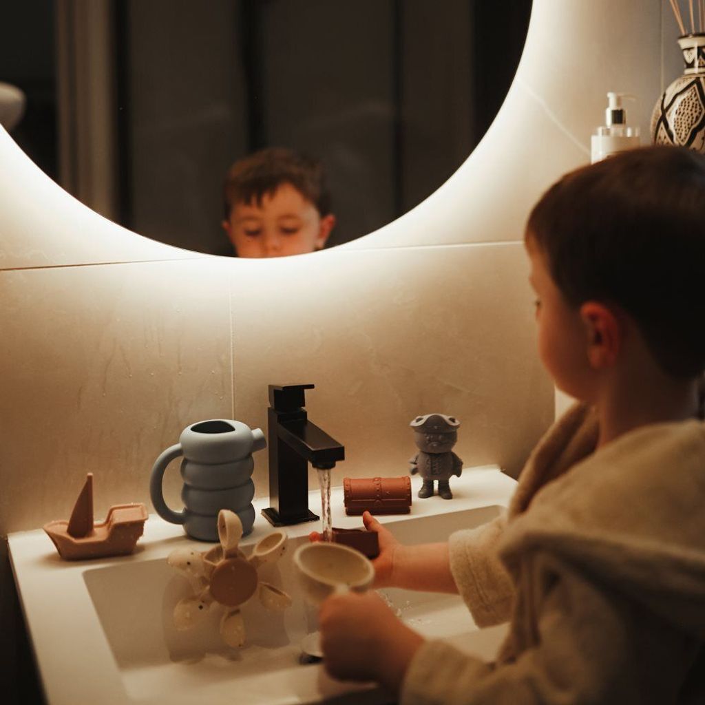 sg-11134201-825zx-mjxsyyjpajut8d