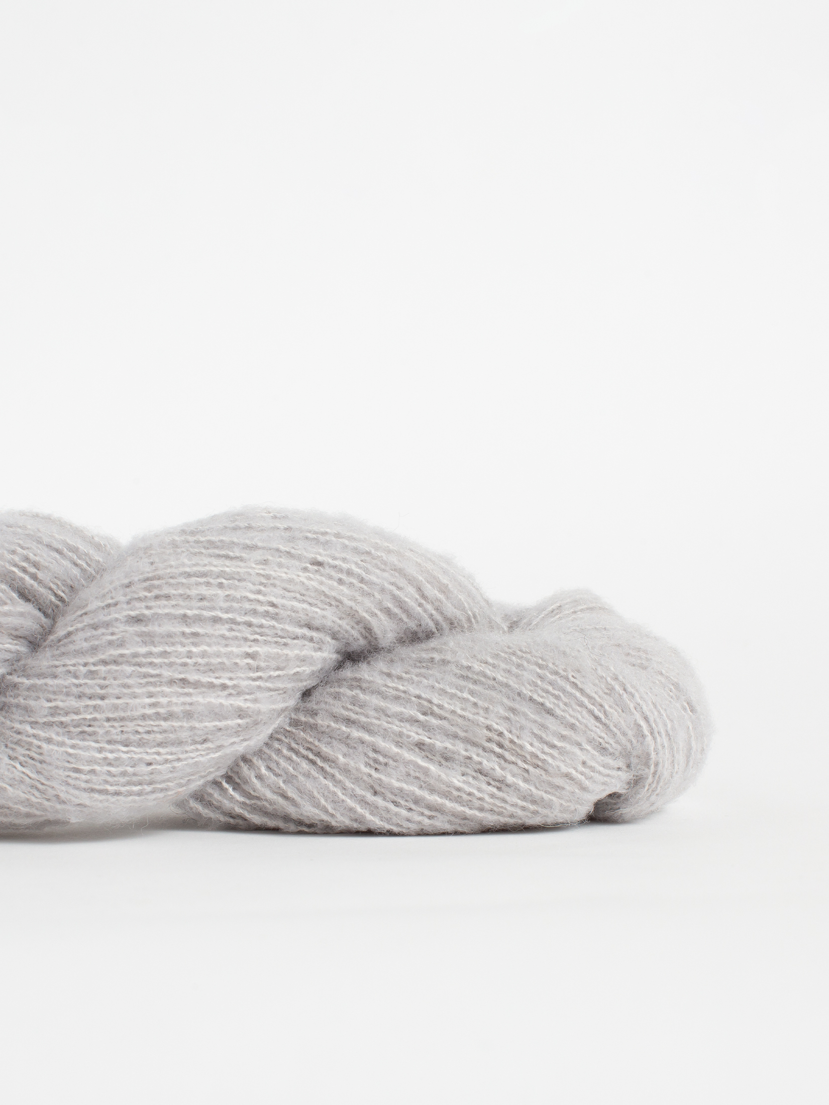 Shibui-Knits-Yarn-Billow-Ash