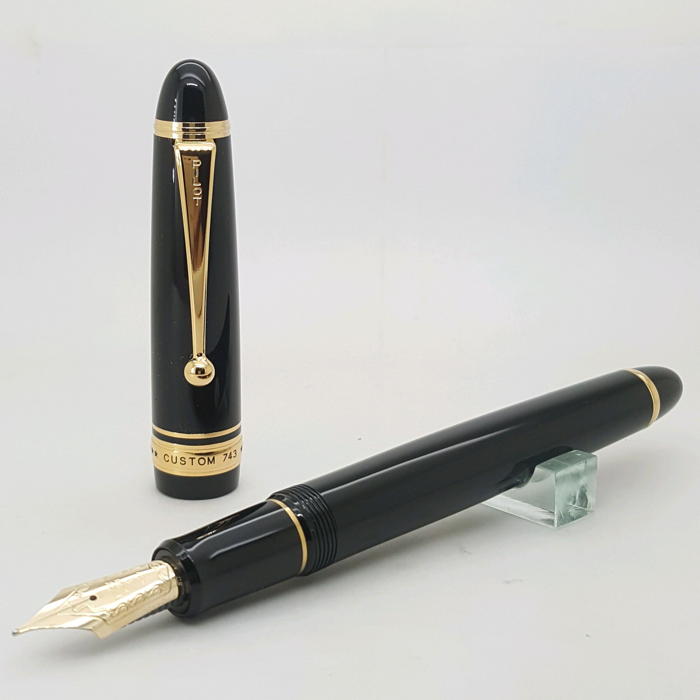 PILOT 百乐 万年筆 カスタム743 14K 金ペン F PILOT 百乐 万年筆 カスタム743 14K 金ペン F