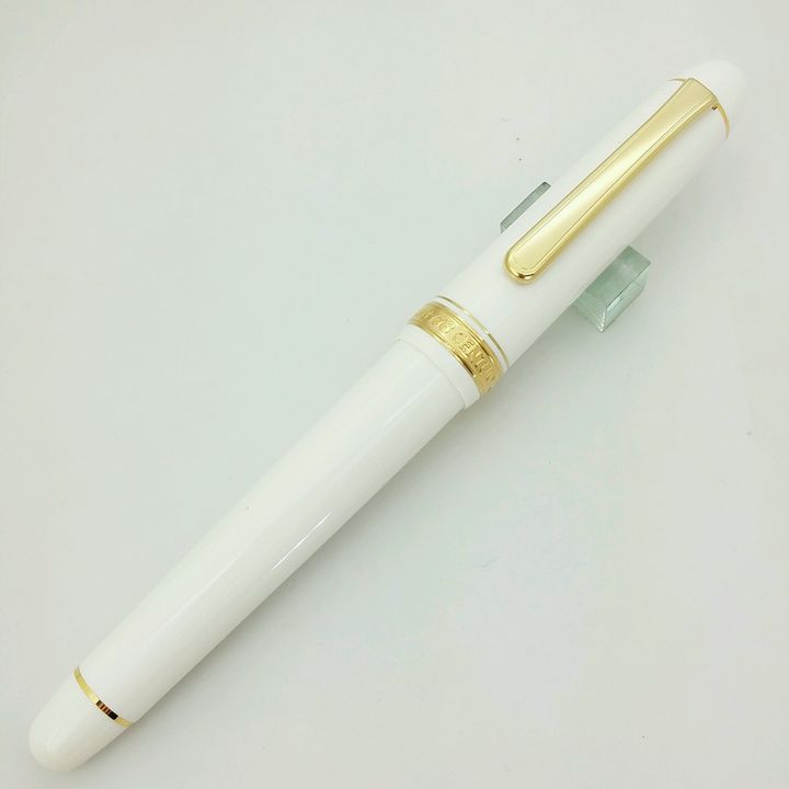 世紀白02.jpg