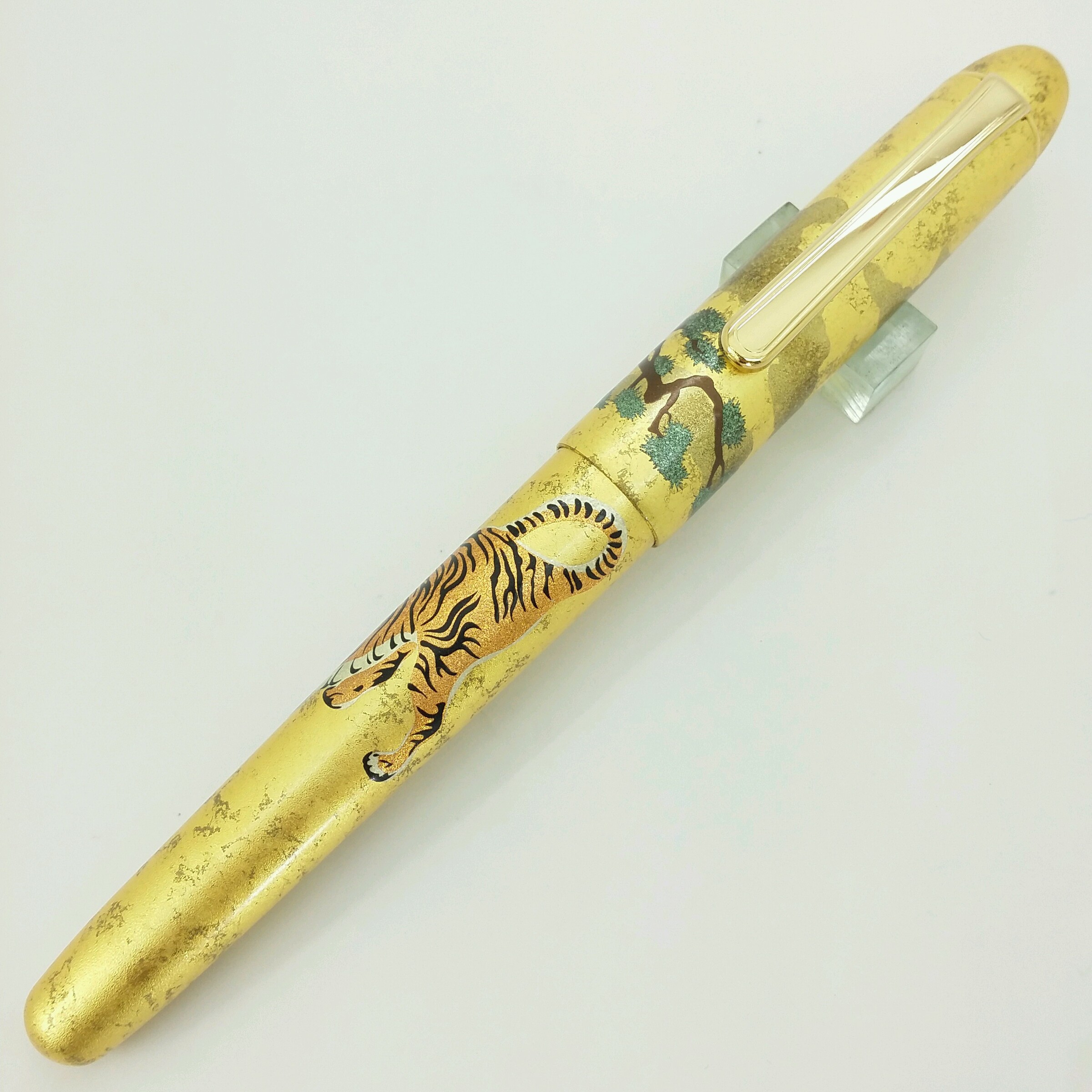 日本Platinum 白金3776 金沢箔松虎14K金尖鋼筆– 鋼筆工作室(日本鋼筆
