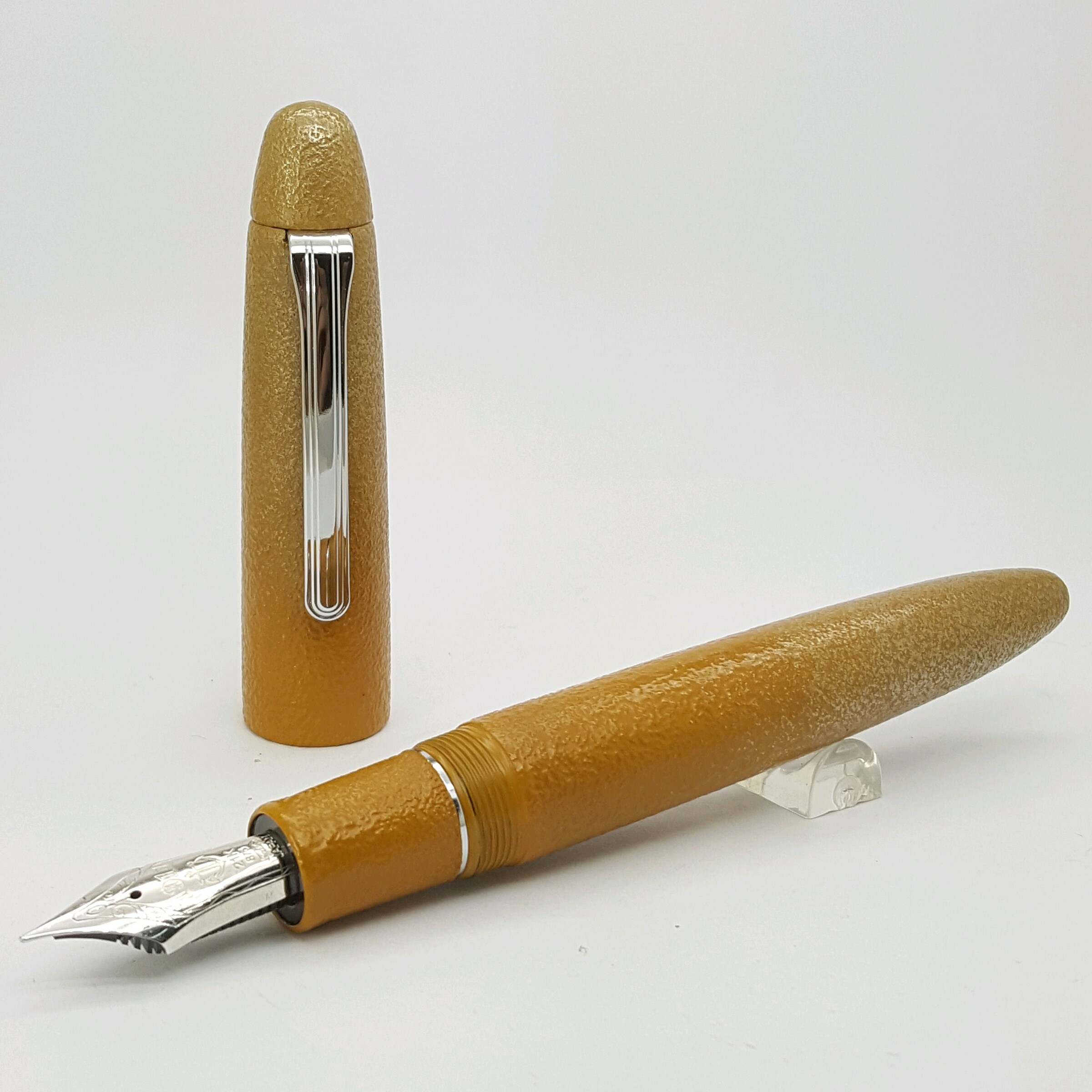 日本NAMIKI 18K金2021年度限定筆狸– 鋼筆工作室(日本鋼筆專賣店)
