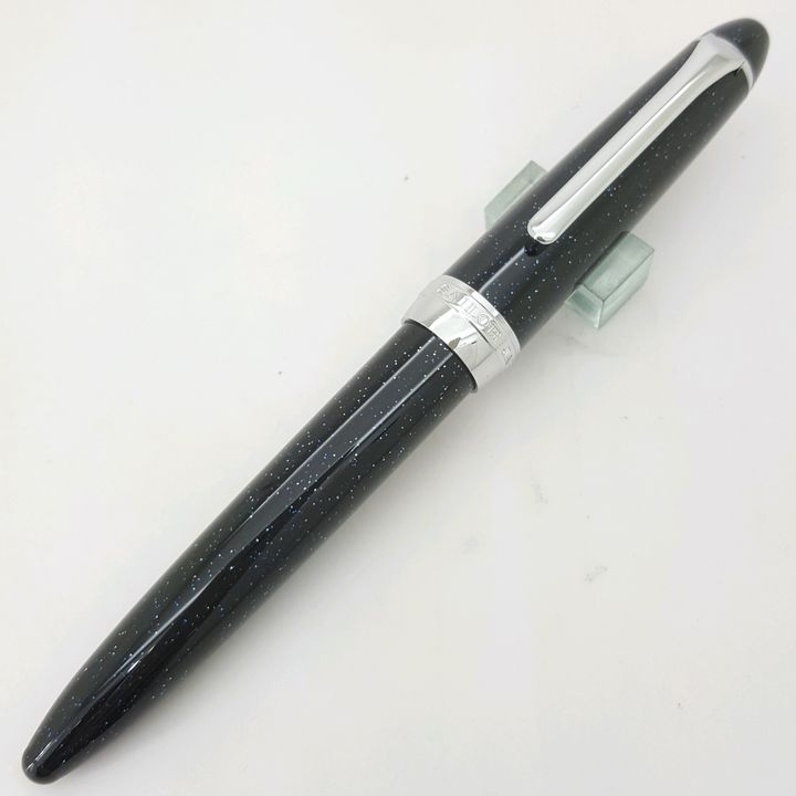 鋼筆工作室 日本寫樂四季彩鋼筆冬02.jpg