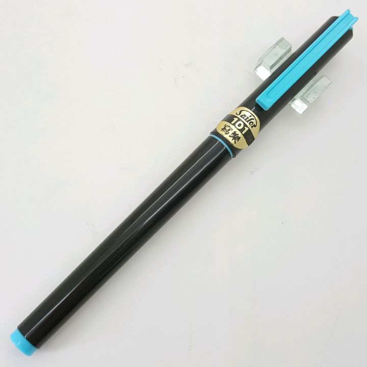 鋼筆工作室 日本 寫樂 F-4膠桿鋼筆.jpg