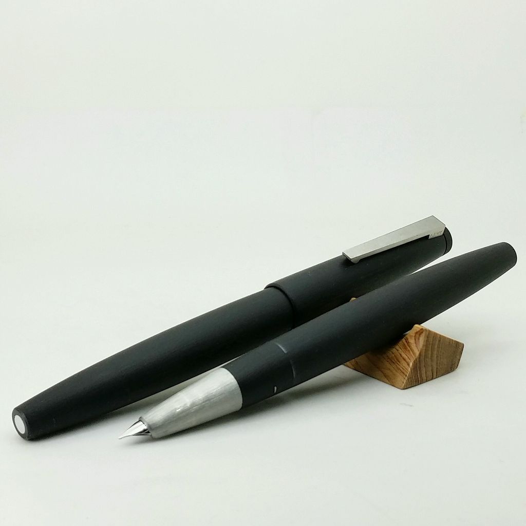 Lamy 拉米 2000 14K 玻璃纖維活塞上墨鋼筆