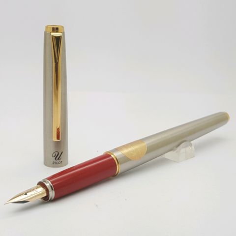 Pilot U鋼筆J701.jpg