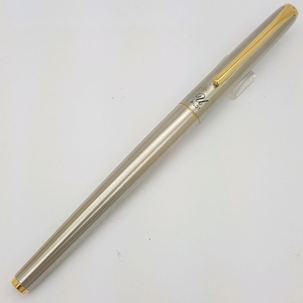 Pilot U鋼筆J802.jpg