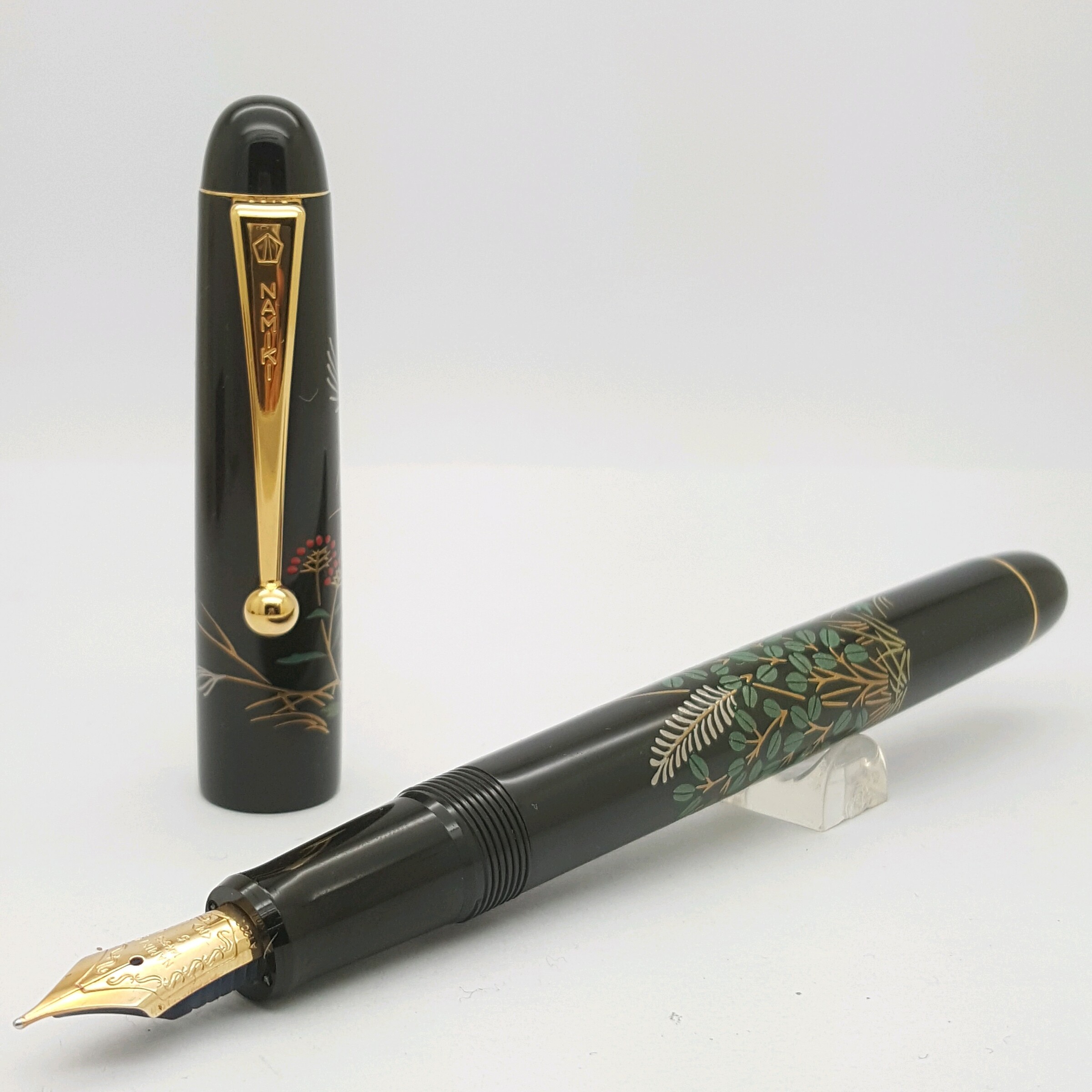 日本NAMIKI 14K金鋼筆平蒔繪草– 鋼筆工作室(日本鋼筆專賣店)