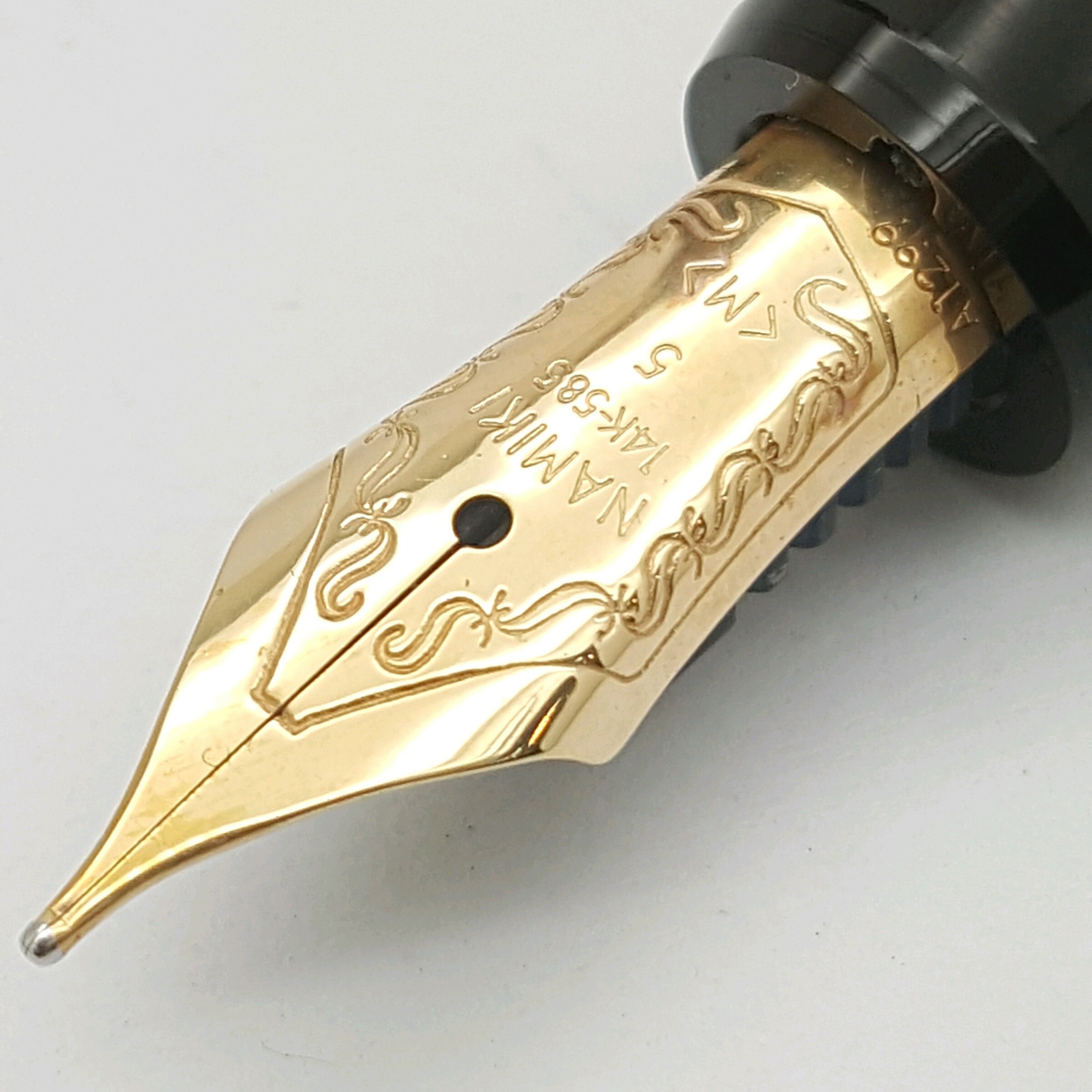 日本NAMIKI 14K金鋼筆平蒔繪草– 鋼筆工作室(日本鋼筆專賣店)