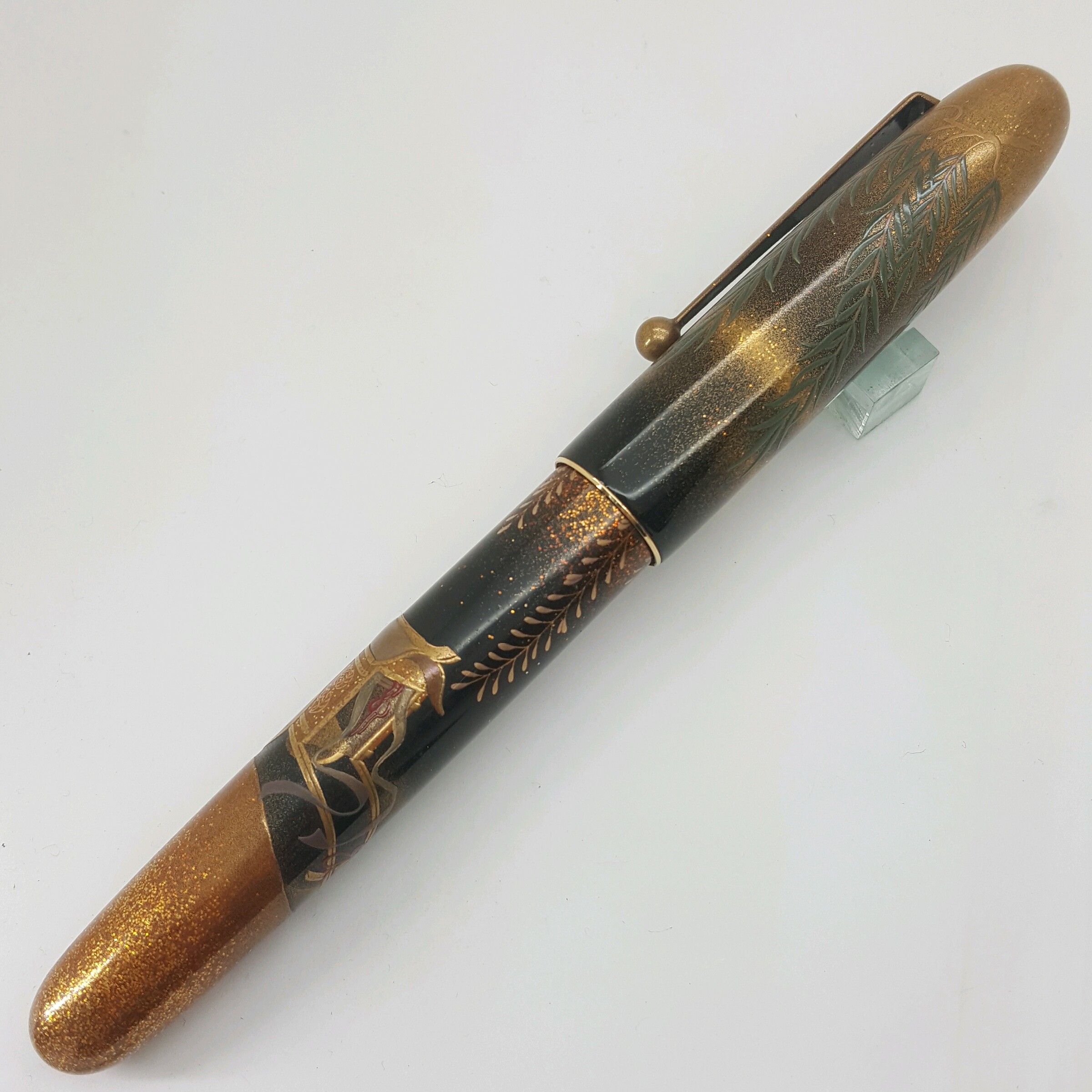 日本NAMIKI 18K金研出高蒔繪鋼筆藤に御所車– 鋼筆工作室(日本鋼筆專賣店)