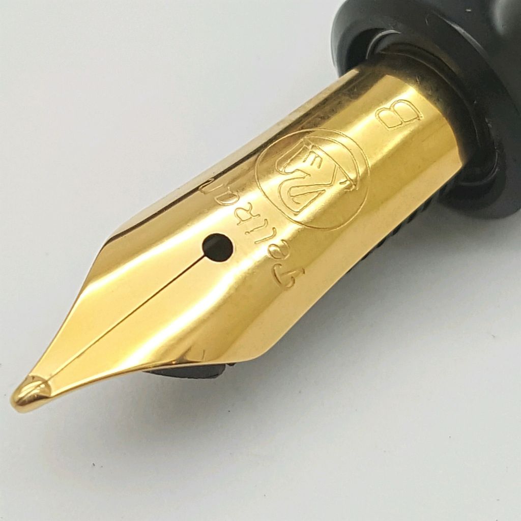 Pelikan 百利金 雕刻頂 M200 活塞上墨鋼筆