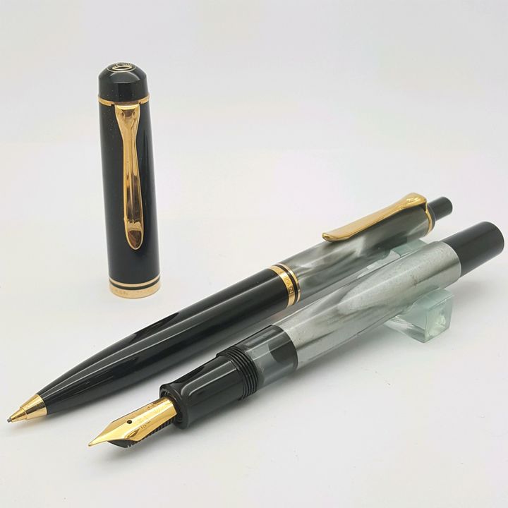Pelikan 百利金 雕刻頂 M200 活塞上墨鋼筆
