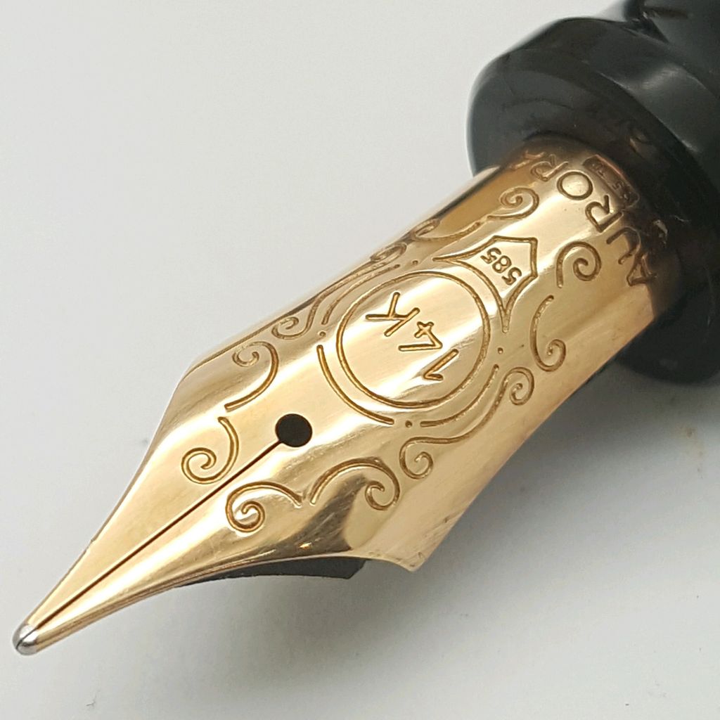 PENS ITALY Aurora 88 streaked pattern FOUNTAIN PEN 14K M NIB