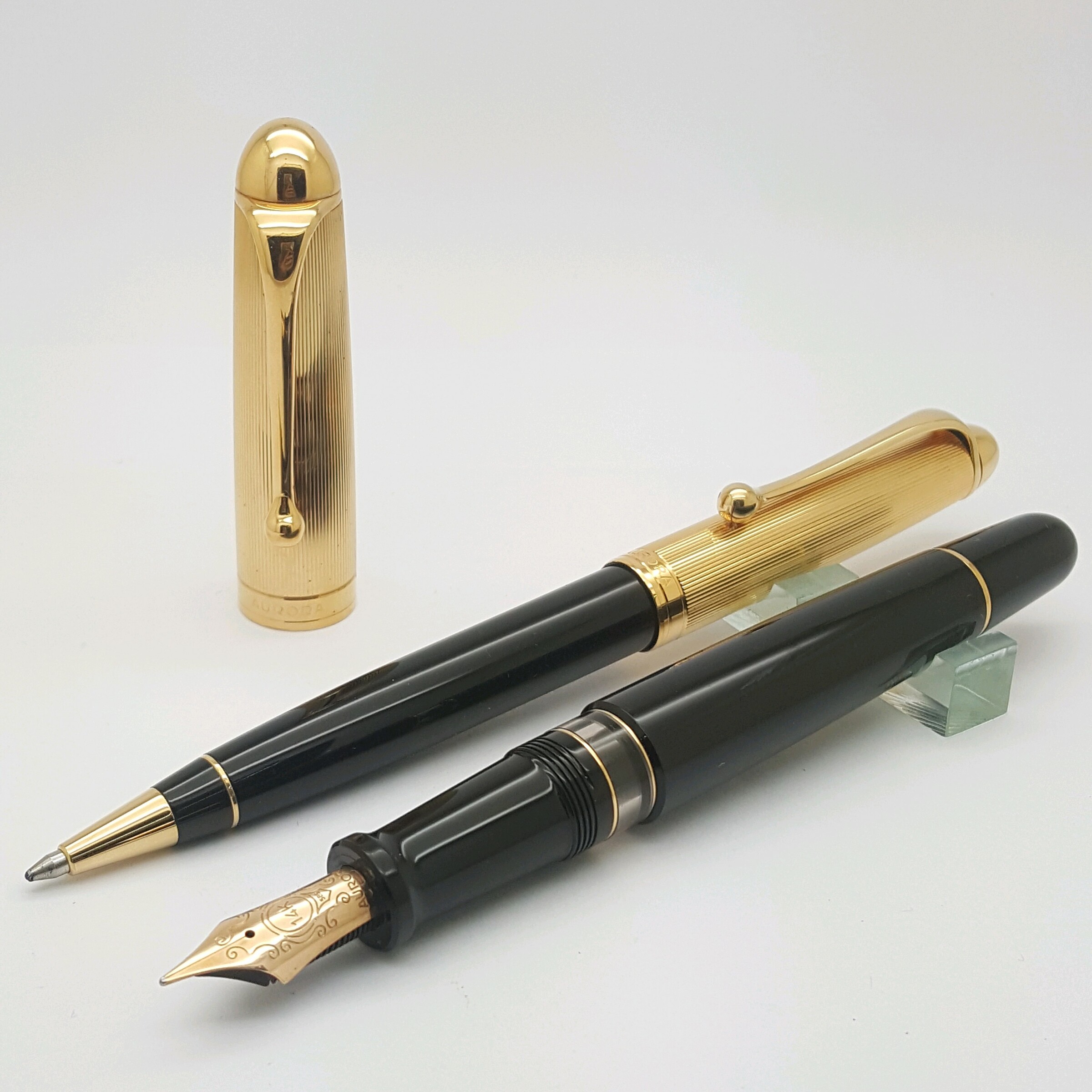 PENS ITALY AURORA FOUNTAIN PEN AND BALLPOINT PEN SET