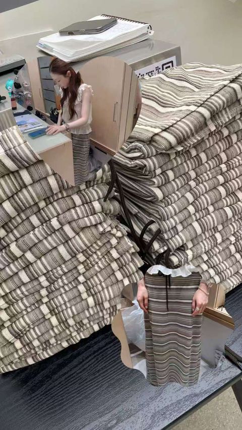 257