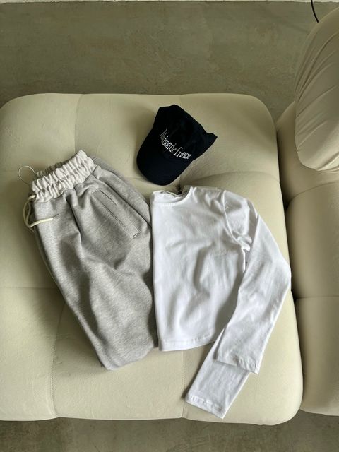 CF67E8C1-92F2-422E-A69B-4C0831F43F07