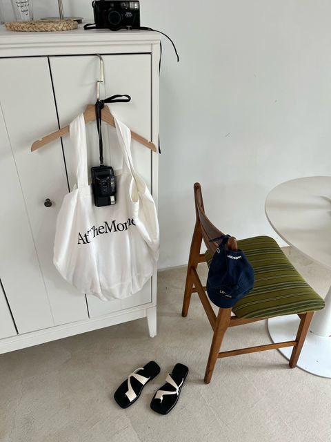 74FB601C-04F0-4112-B200-4E5B2AF5F63A