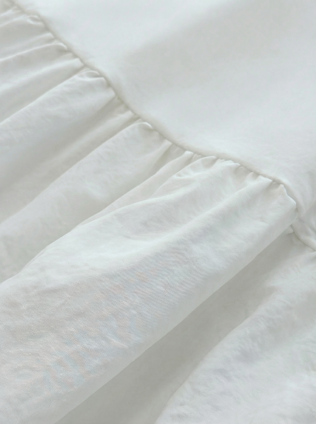 freepik__use-an-image-input-node-with-a-feathered-soft-mask__19451