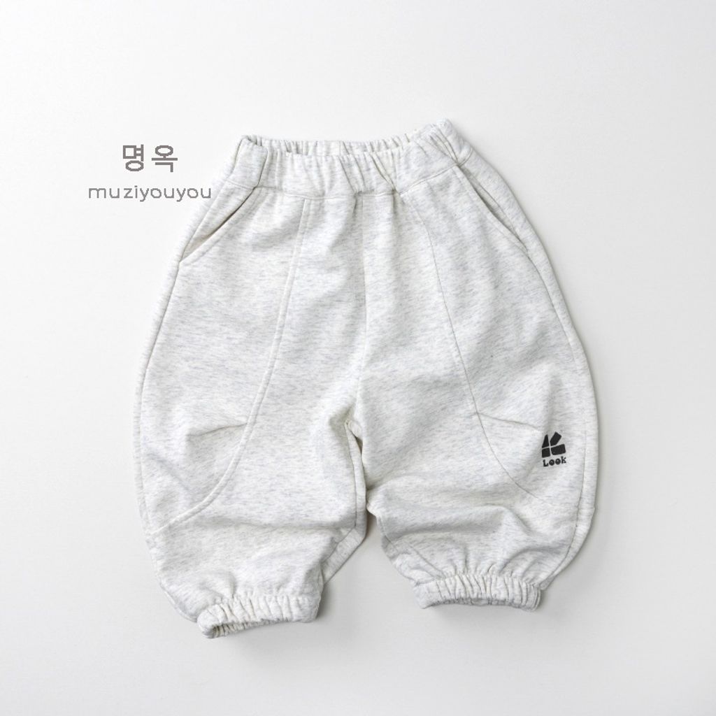 tw-11134207-820lg-ml9hjvpfkvm00a