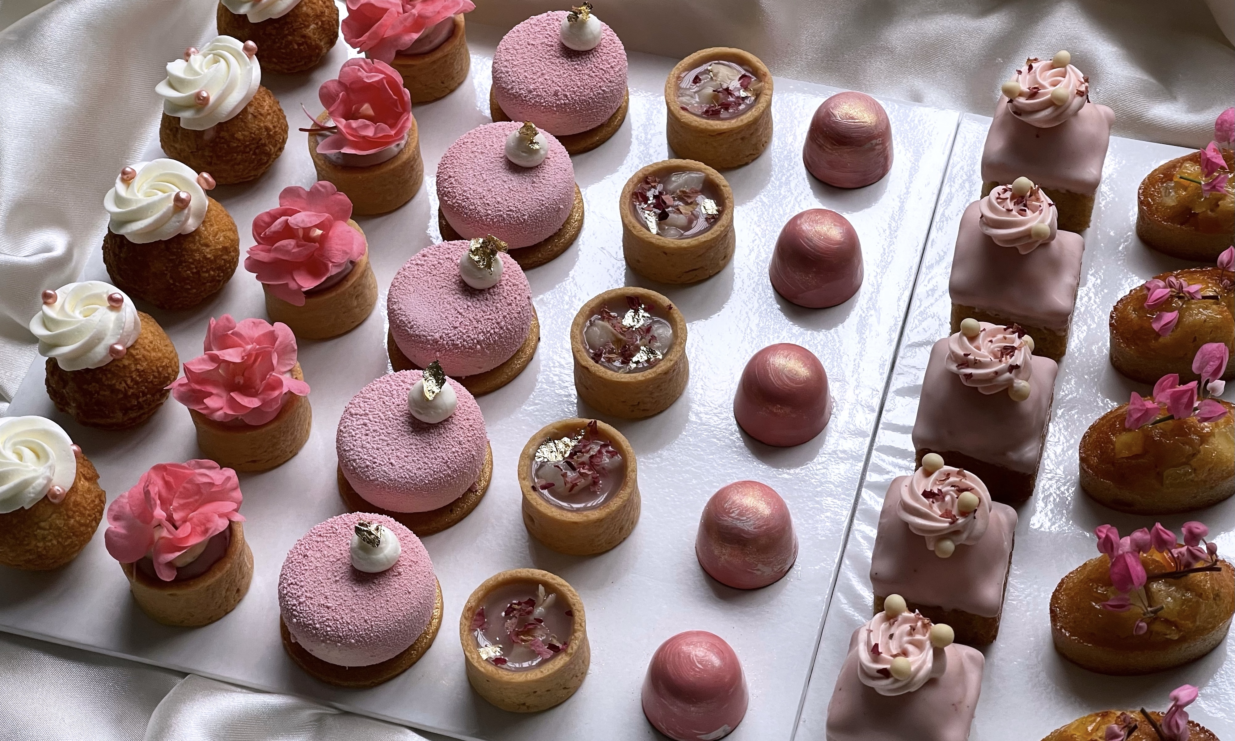 Real Sweet Treats | Corporate Orders, Fullmoon Gift Boxes, Events and the yummiest Petit Fours