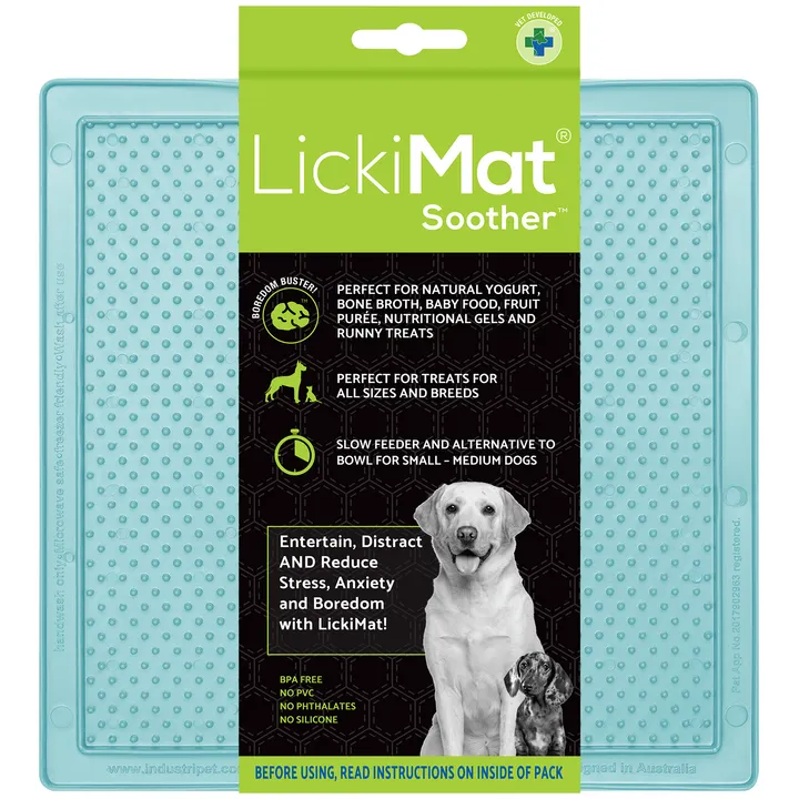 LM9002ZM LickiMat Classic Soother Mint w label.jpg