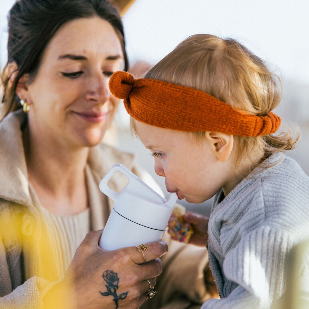 Instagram_Square_Crop-Kids_Bottle_12oz_White_Lifestyle_Sam_Ithurburn_0423_6