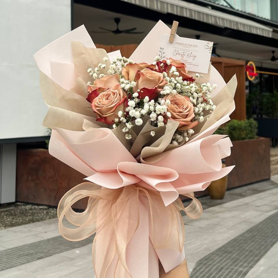 Avalynn Cakes | Premium Custom Cakes & Wedding Cakes in Penang |  - FLOWERS