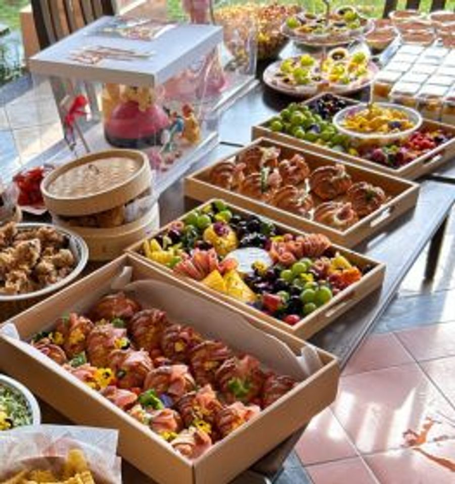 Avalynn Cakes | Premium Custom Cakes & Wedding Cakes in Penang |  - EVENT CATERING