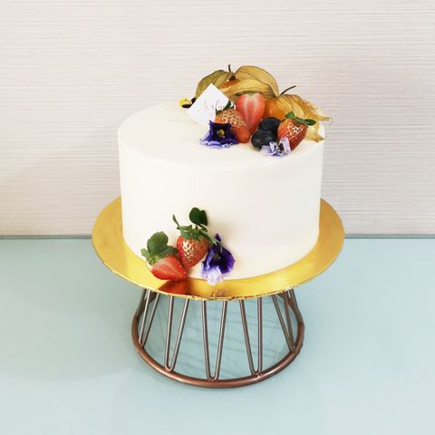 Passion fruit cake.jpg